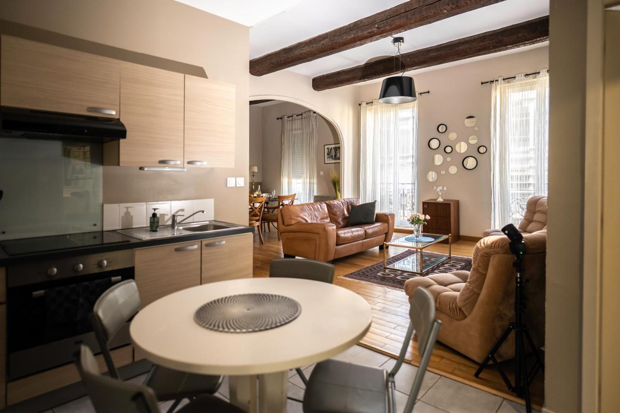 "Air D'Antan"-Meuble De Tourisme 3 Etoiles -Residence "Les Logis De Beziers"-Garage Optionnel-Coeur De Ville-Plages A 16Km ! Экстерьер фото